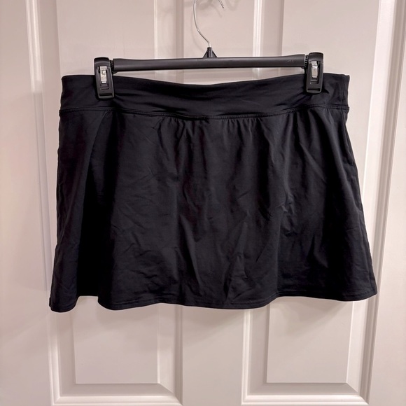 Lands' End Black Swim Skirt, 16 - Picture 5 of 5
